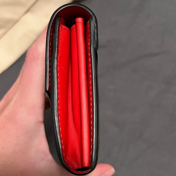 Authentic Louis Vuitton Monogram Sarah Tuileries 🥰 - Picture 5 of 8